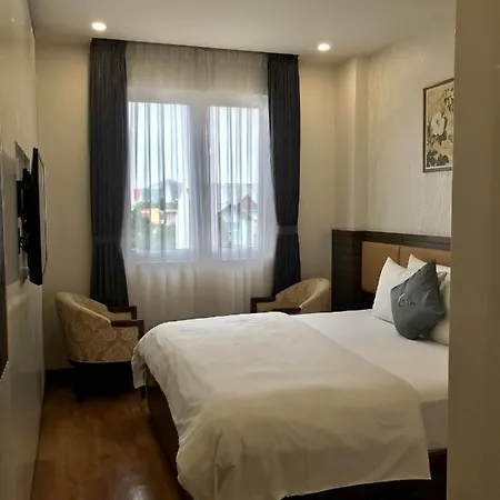 The Moon Hotel 2